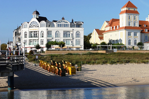 Wohn- und Geschäftsgebäude, Strandschloss, Binz